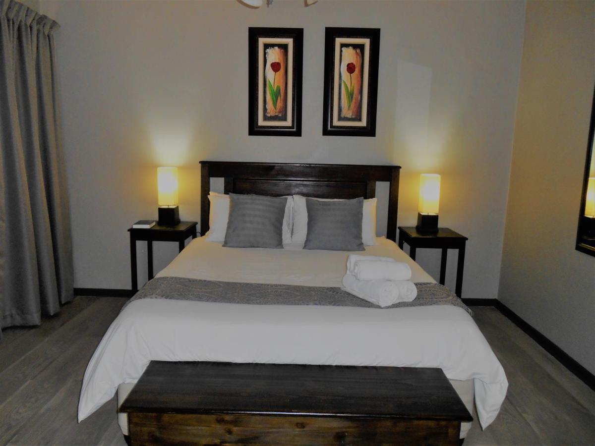 Oakwood Lodge Bloemfontein Eksteriør bilde