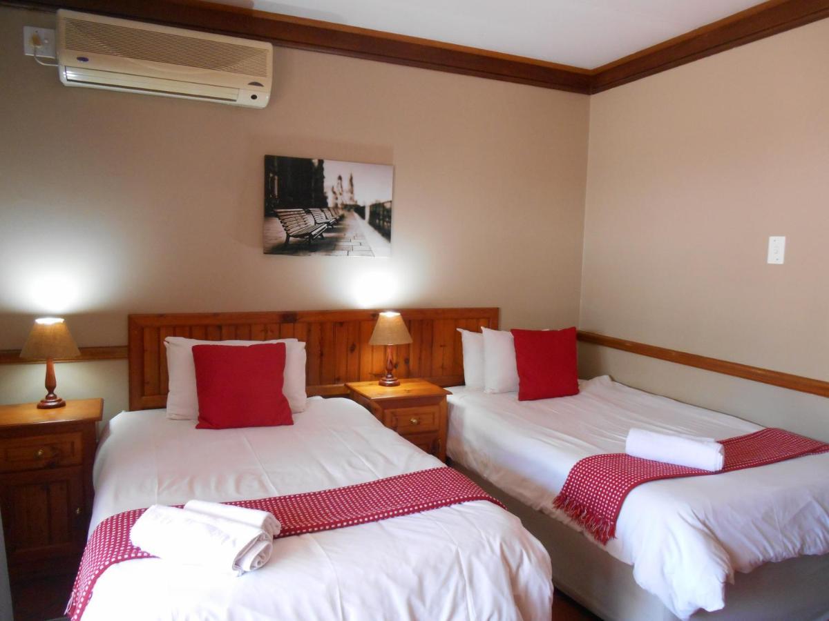 Oakwood Lodge Bloemfontein Eksteriør bilde